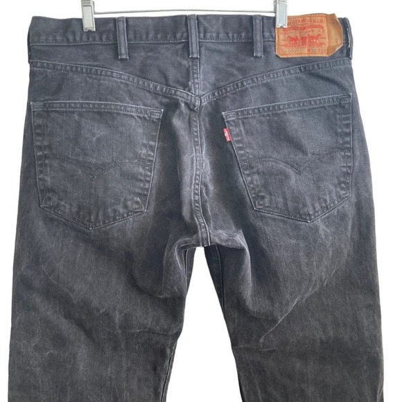 Levis 501 Jeans Mens 38x30 Button Fly Straight Fit Black Stretch - Picture 9 of 12